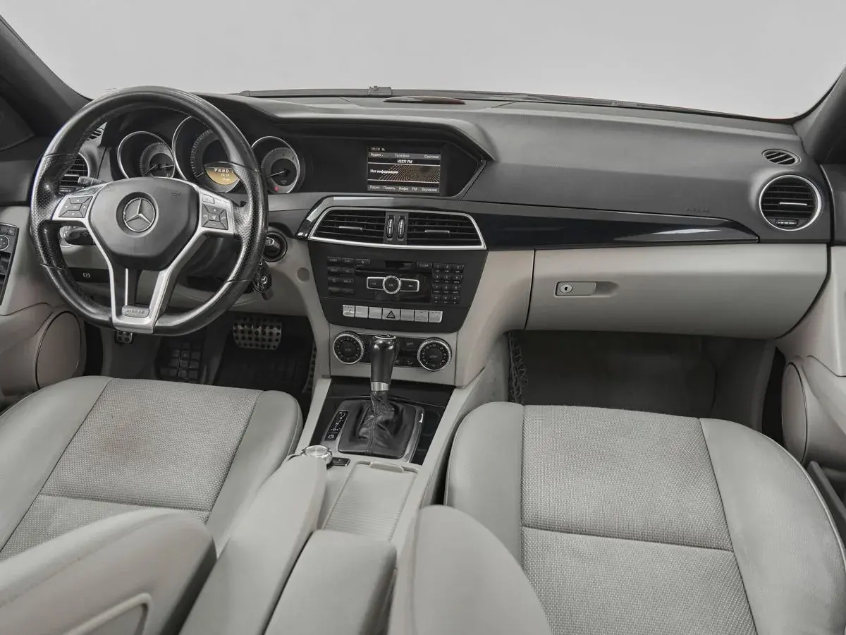 Mercedes benz C-Класс