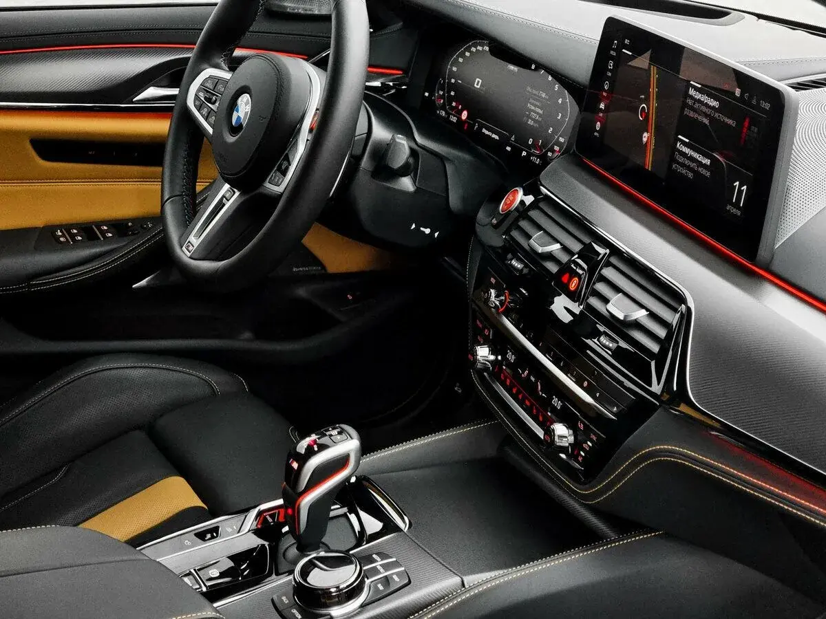 BMW M5