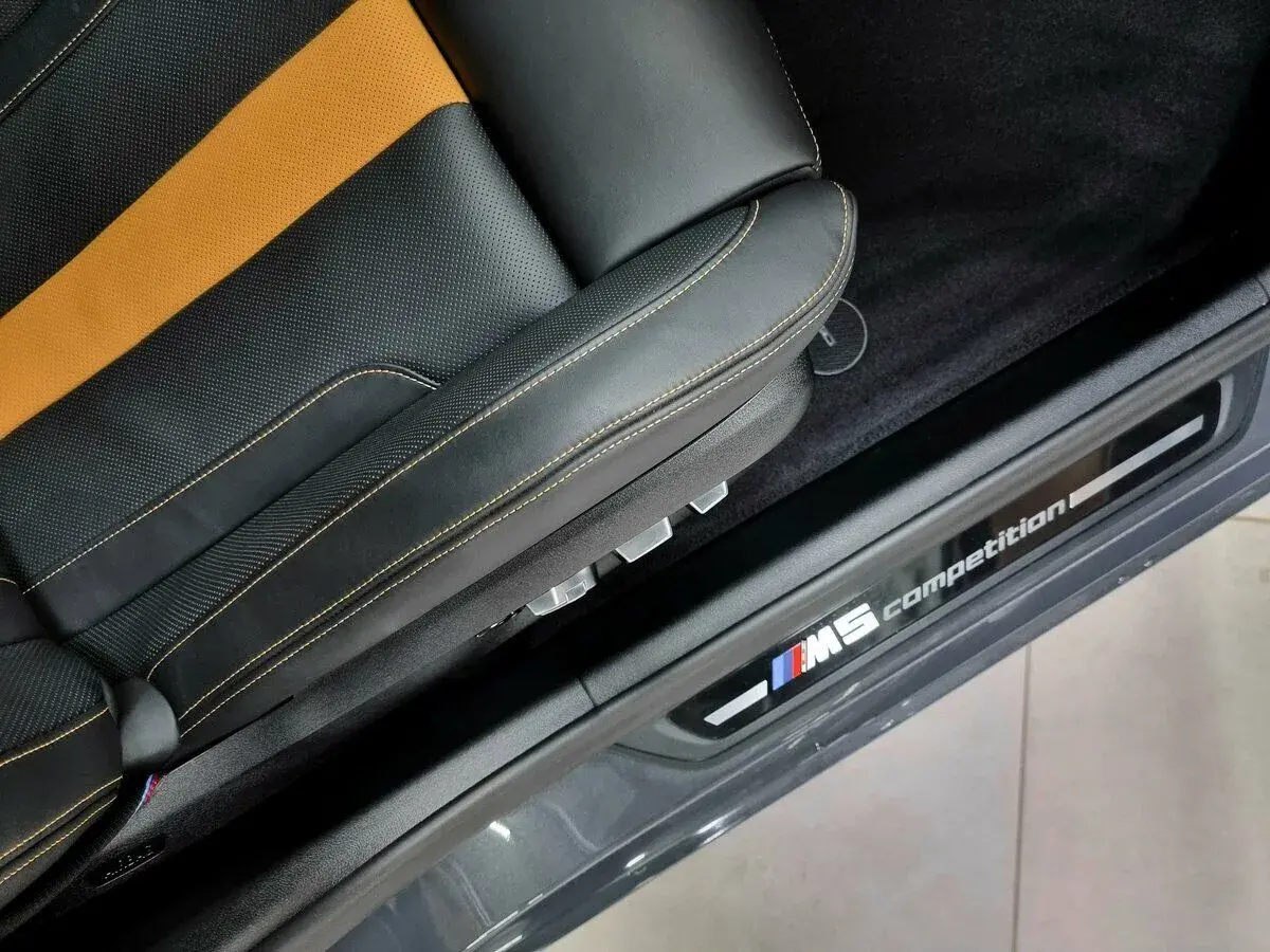 BMW M5