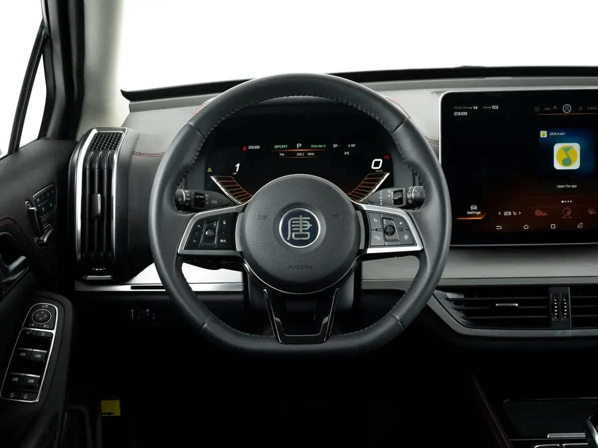 BYD Tang