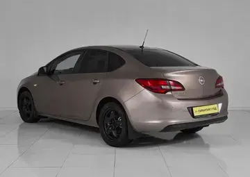 Opel Astra Вид 4
