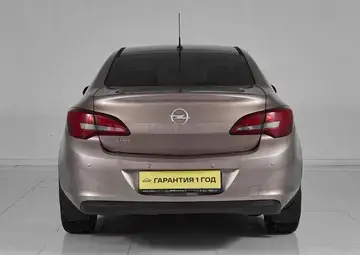 Opel Astra Вид 5