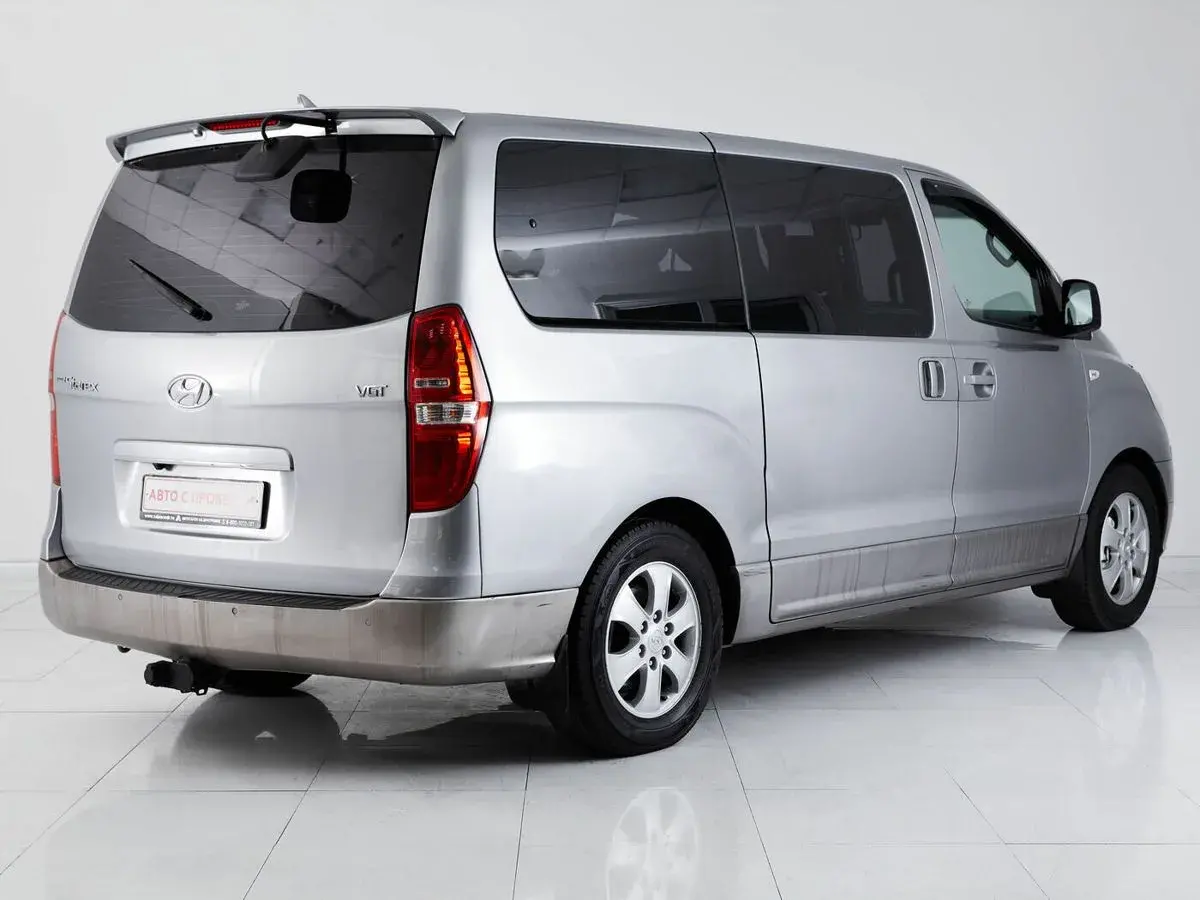 Hyundai Grand Starex