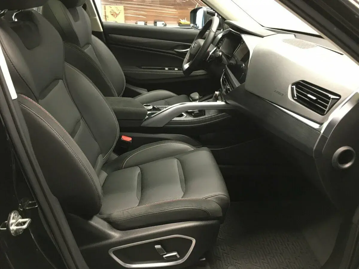 Geely Tugella