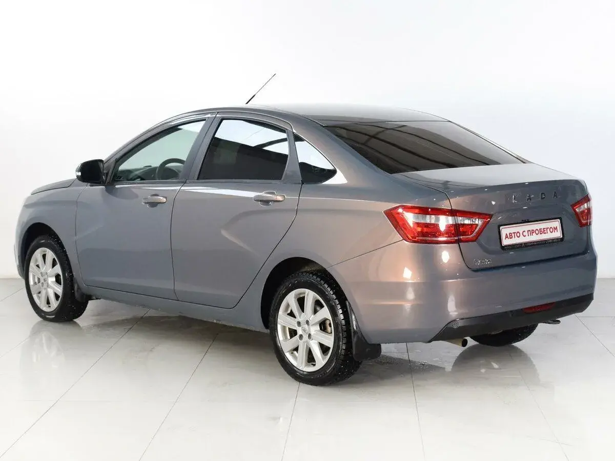 Lada Vesta