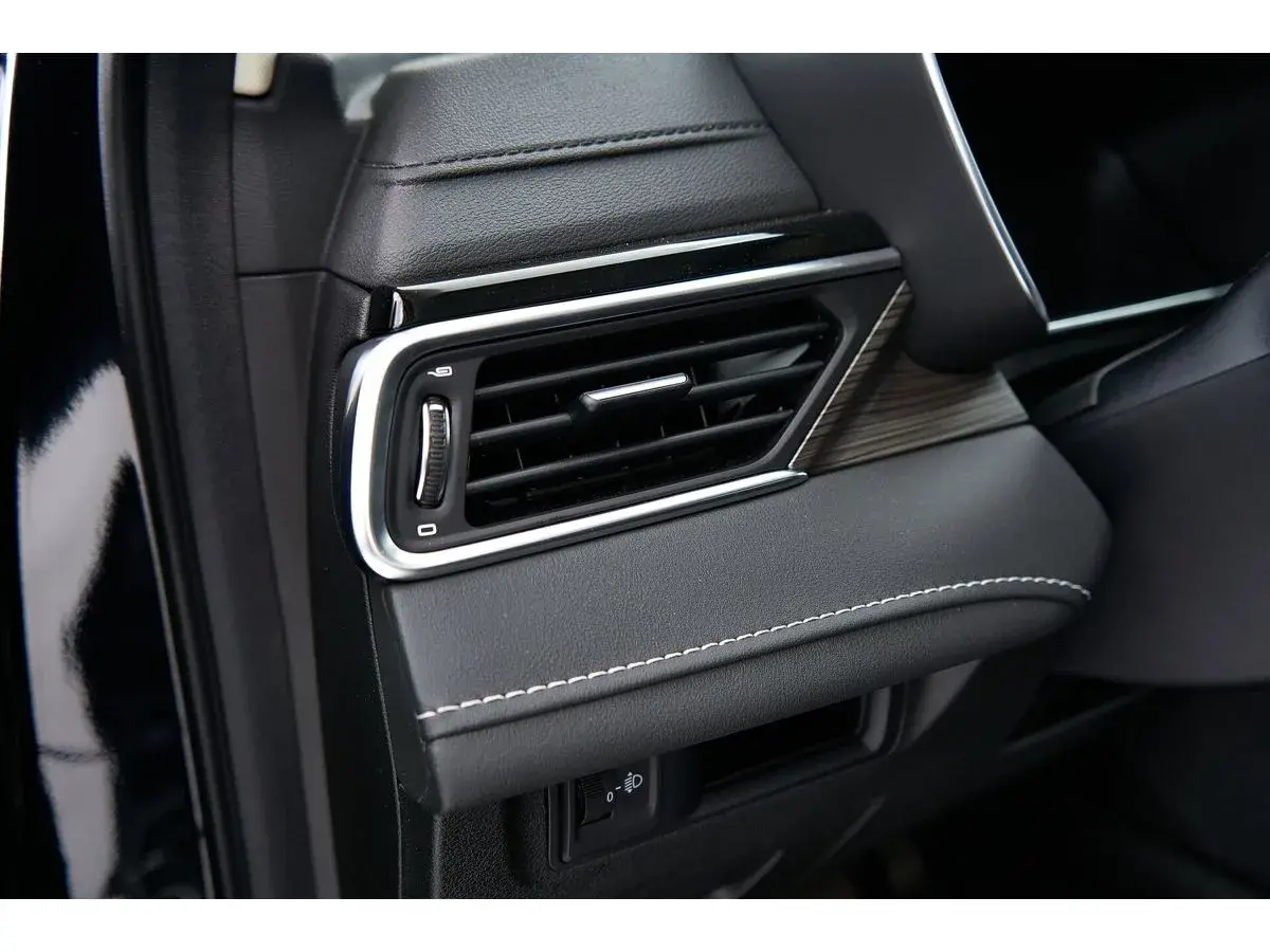 Geely Atlas Pro