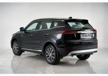 Geely Atlas Pro Вид 4