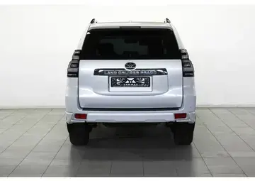 Toyota Land Cruiser Prado Вид 5