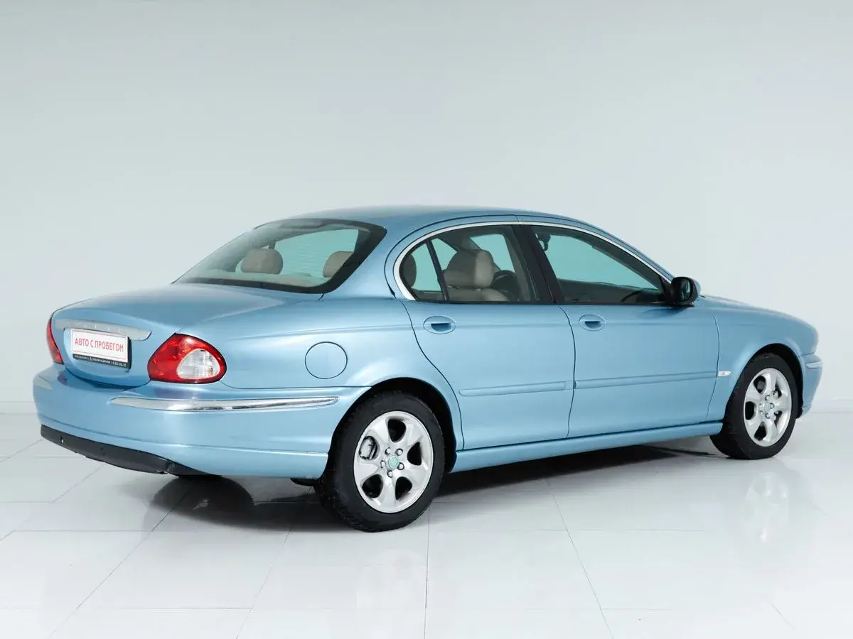 Jaguar X-Type
