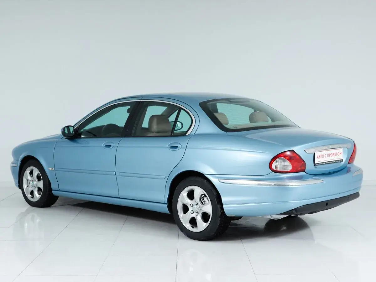 Jaguar X-Type