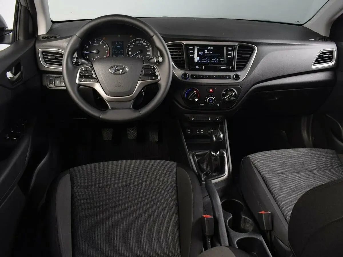 Hyundai Solaris