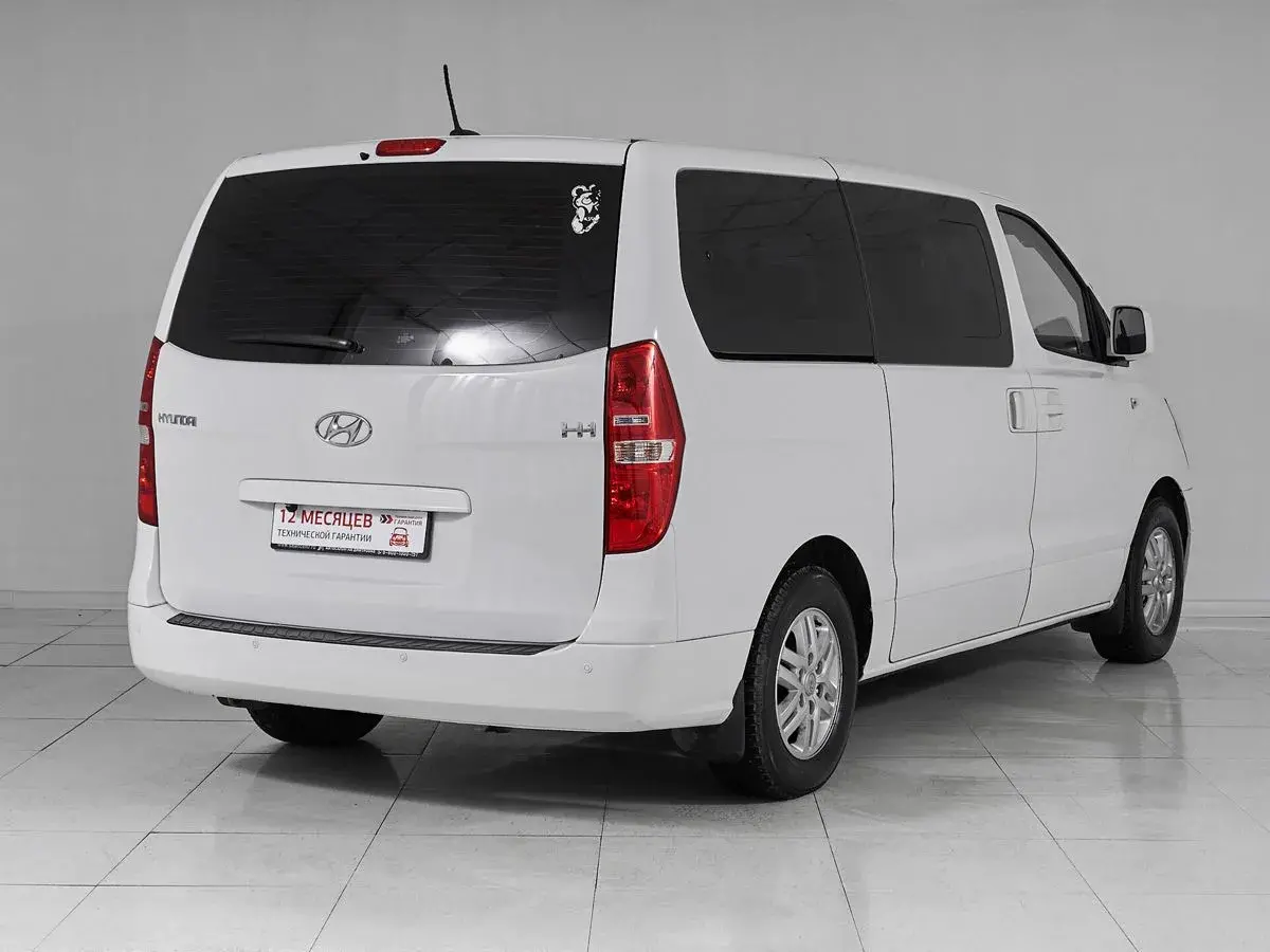 Hyundai H-1