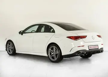 Mercedes benz CLA Вид 3