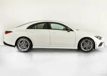 Mercedes benz CLA Вид 4