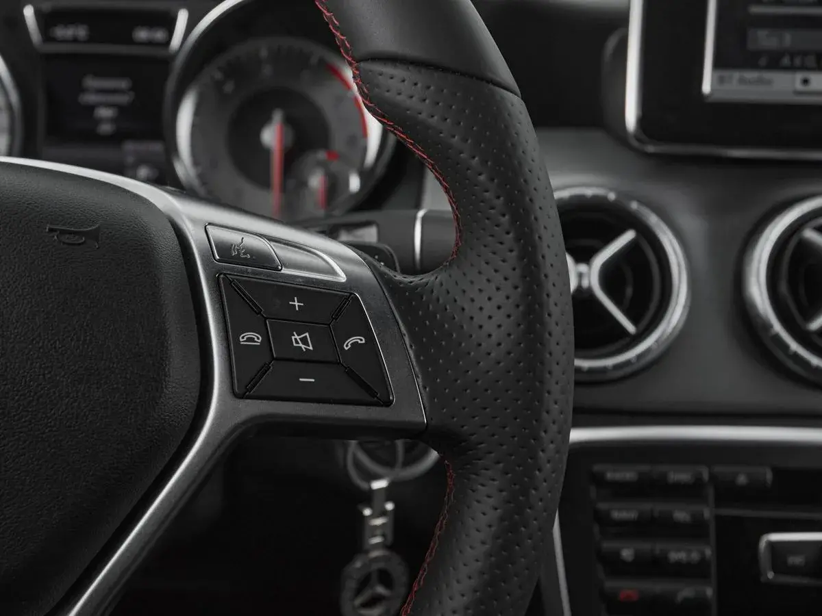 Mercedes benz CLA