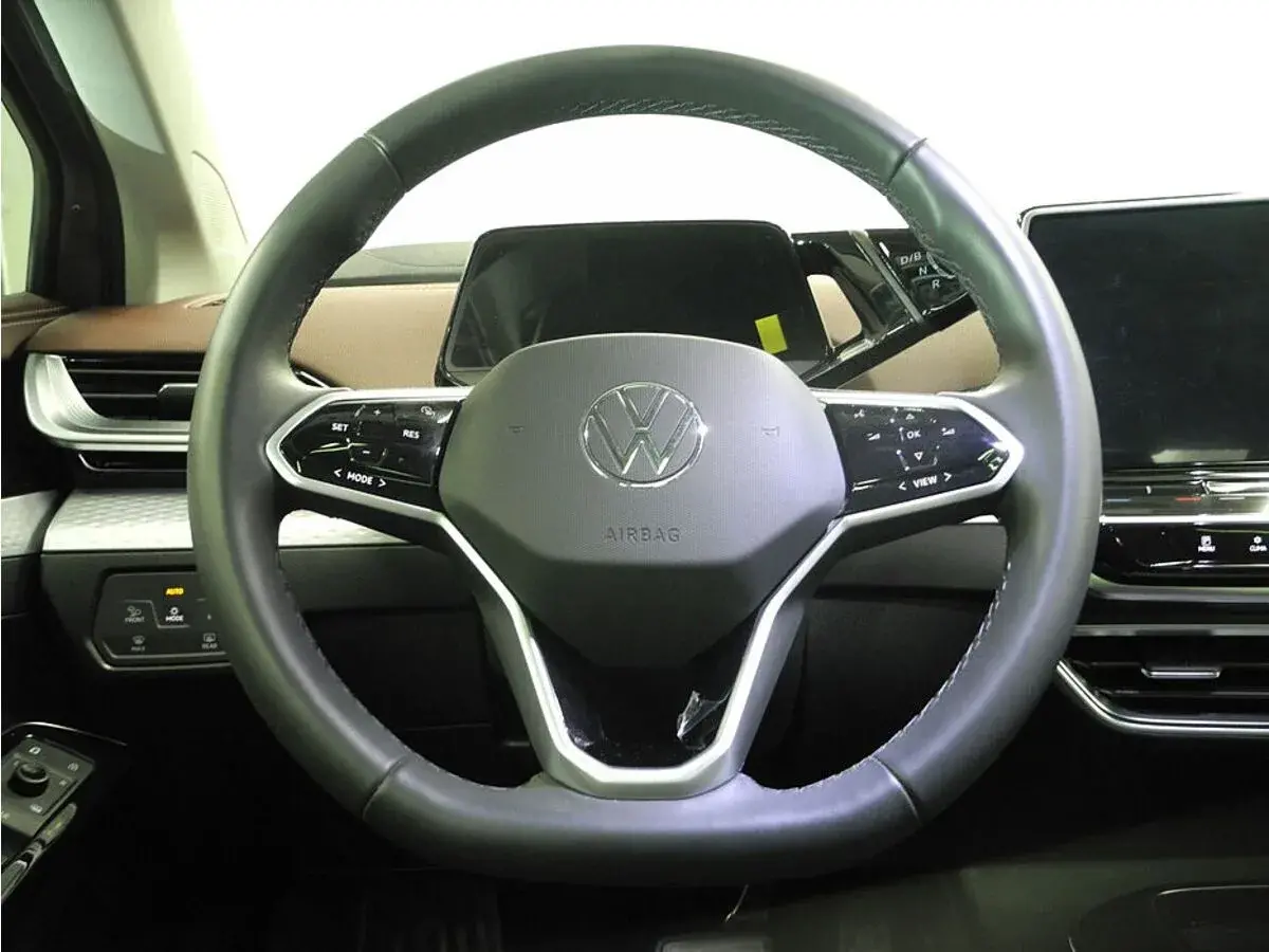 Volkswagen ID.6