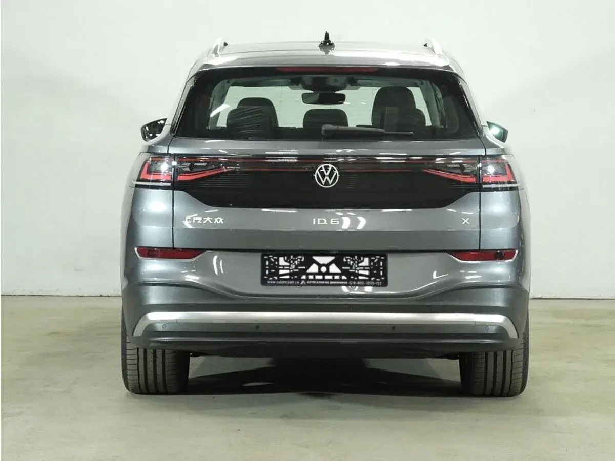 Volkswagen ID.6