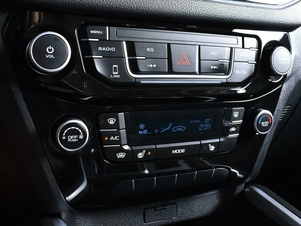 Geely Emgrand X7