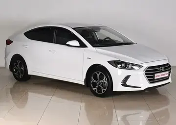 Hyundai Elantra Вид 1