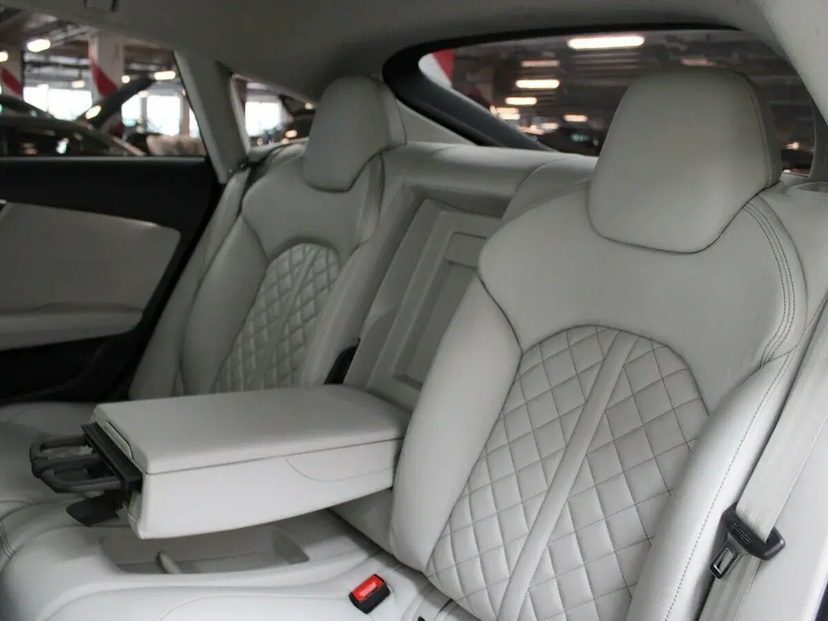 Audi S7