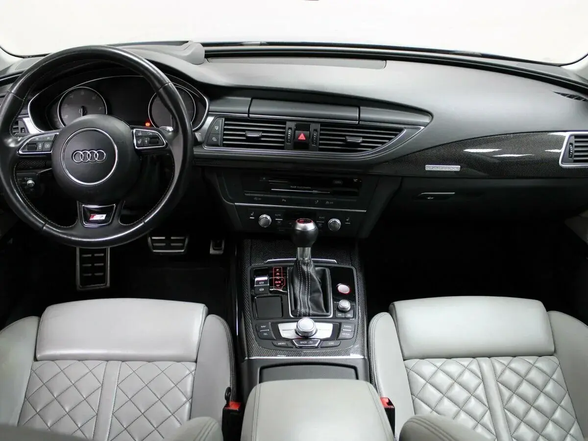 Audi S7