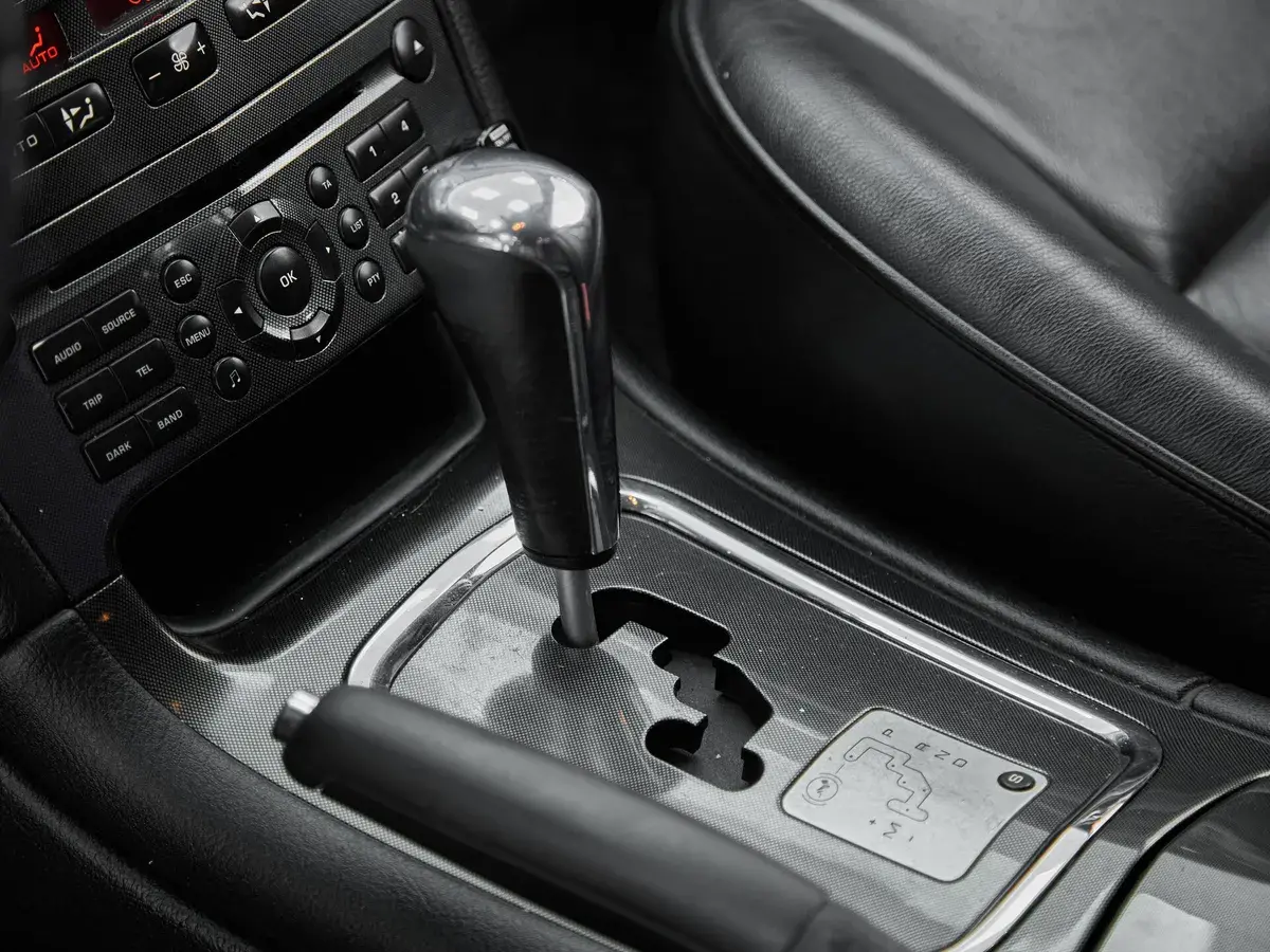 Peugeot 607