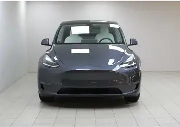 Tesla Model Y Вид 2