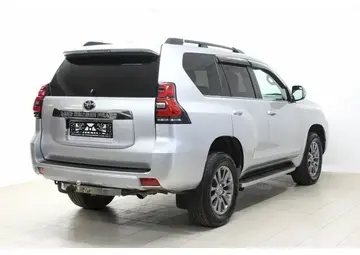Toyota Land Cruiser Prado Вид 4