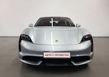 Porsche Taycan Вид 2
