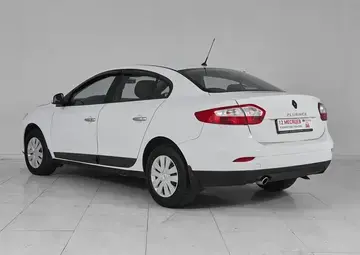 Renault Fluence Вид 4
