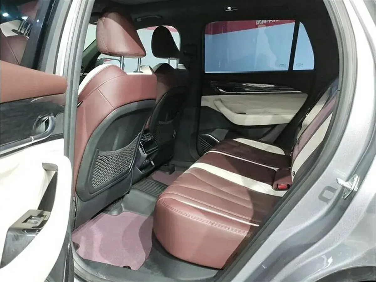Geely Monjaro