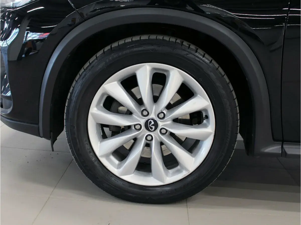 Infiniti QX50