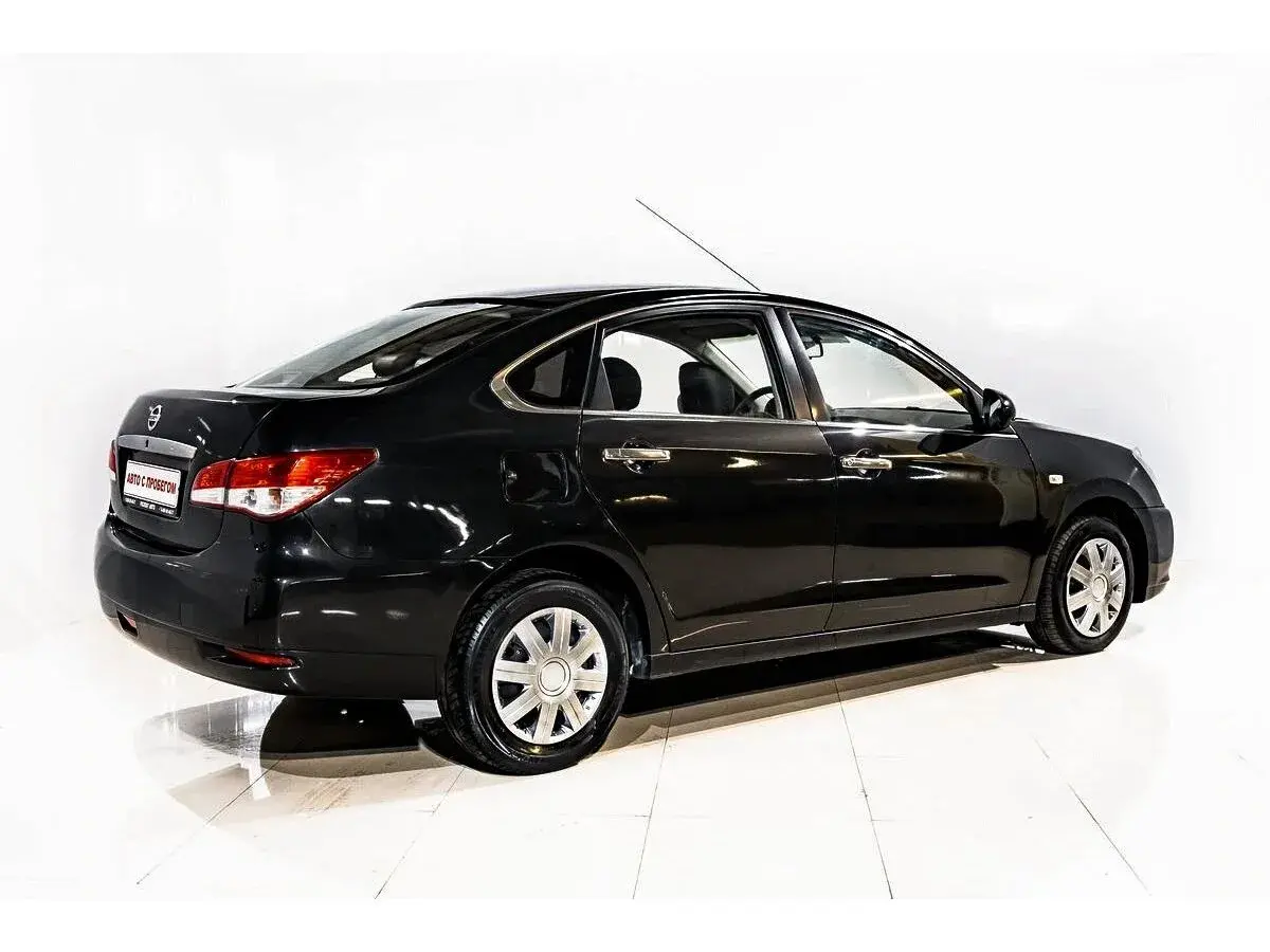 Nissan Almera