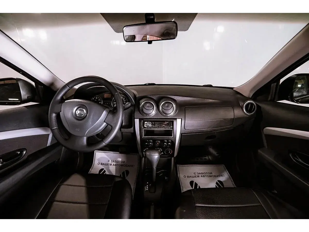 Nissan Almera