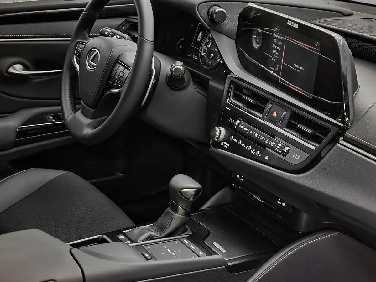 Lexus ES