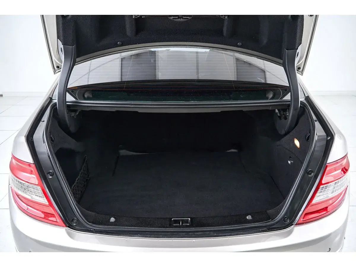 Mercedes benz C-Класс
