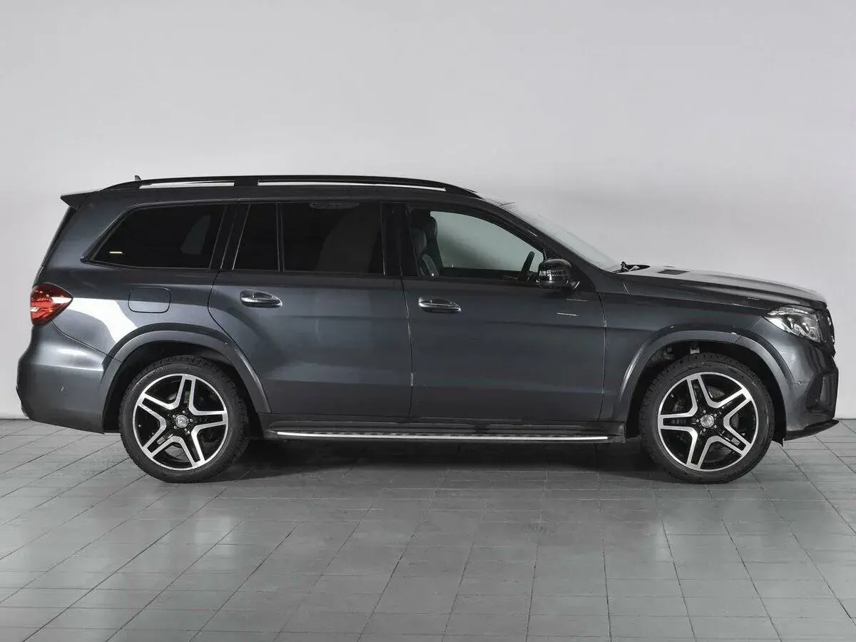 Mercedes benz GLS