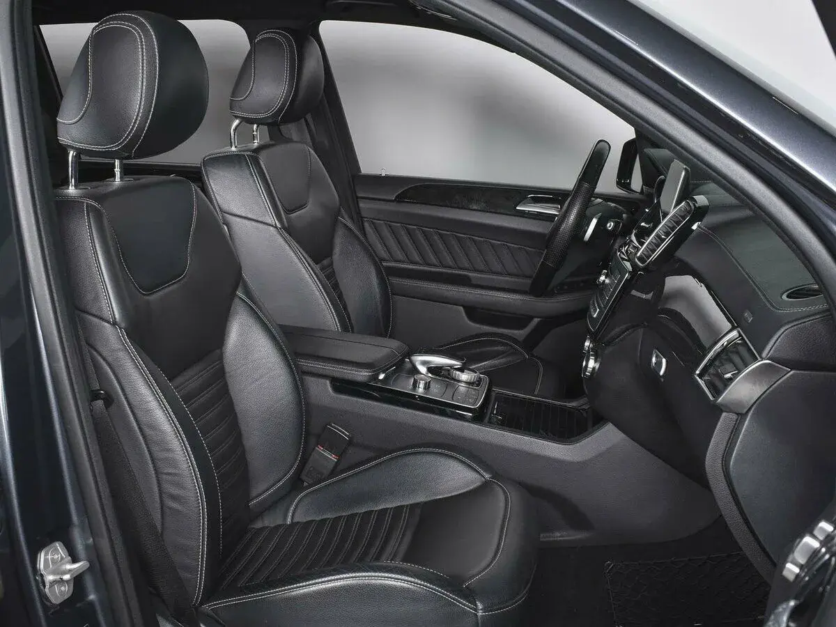 Mercedes benz GLS