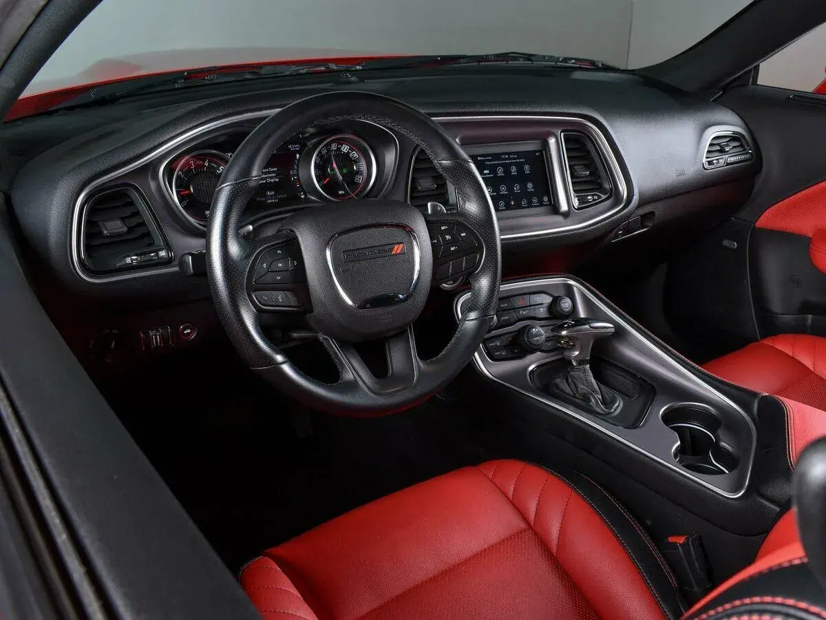 Dodge Challenger