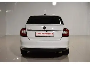 Skoda Rapid Вид 4