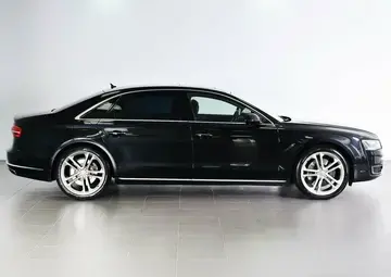 Audi A8 Вид 4