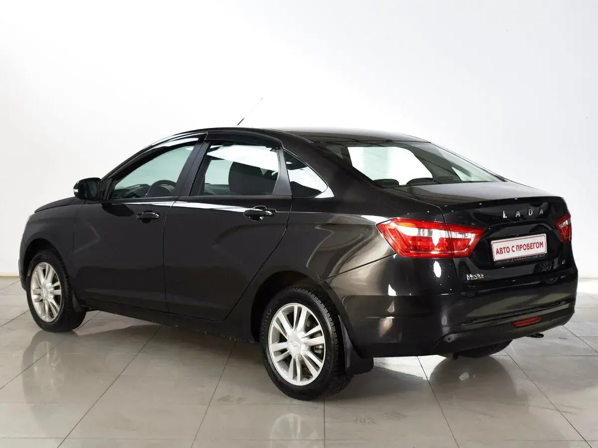 Lada Vesta