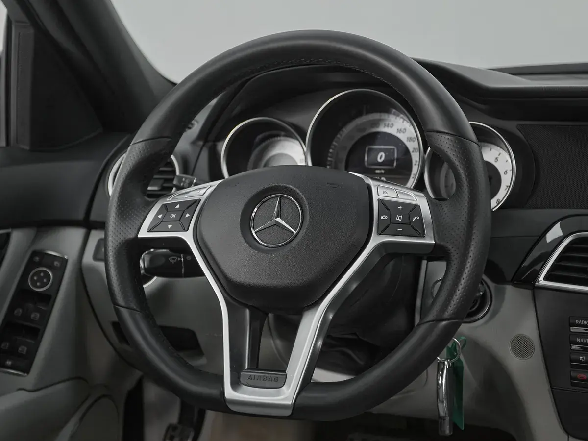 Mercedes benz C-Класс