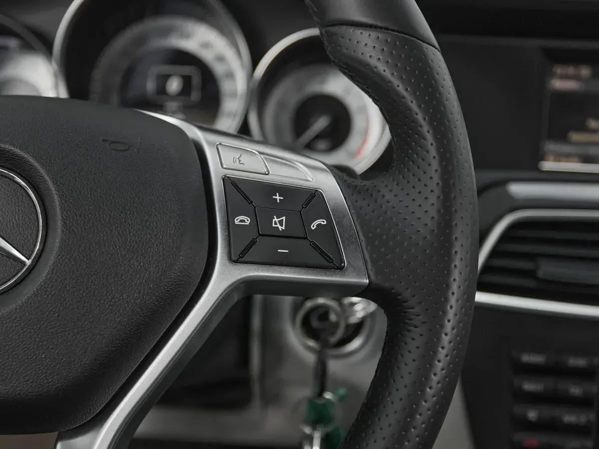 Mercedes benz C-Класс