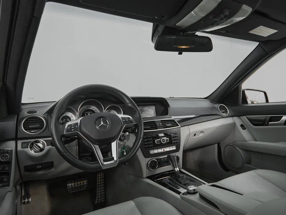 Mercedes benz C-Класс