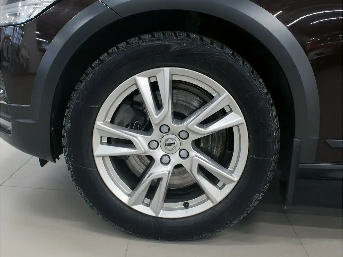 Volvo V90 Cross Country