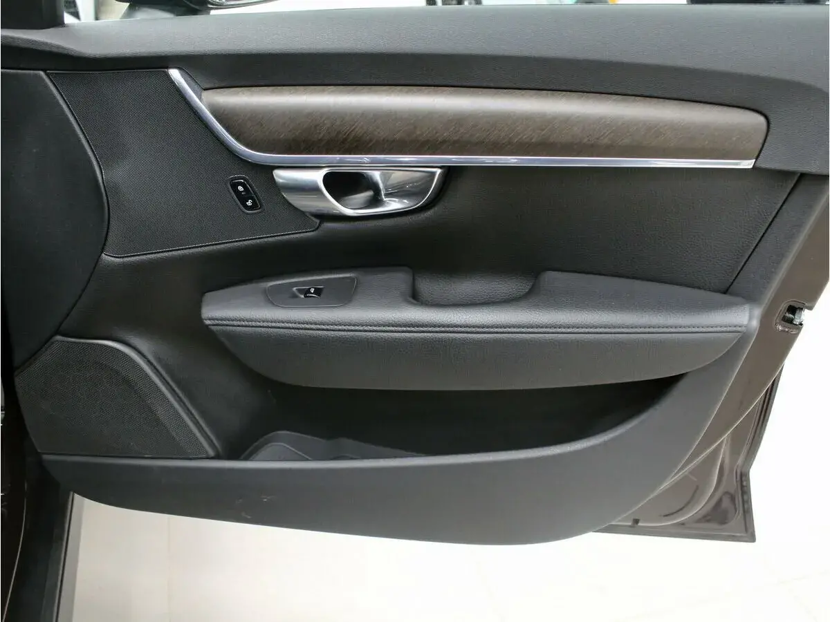 Volvo V90 Cross Country