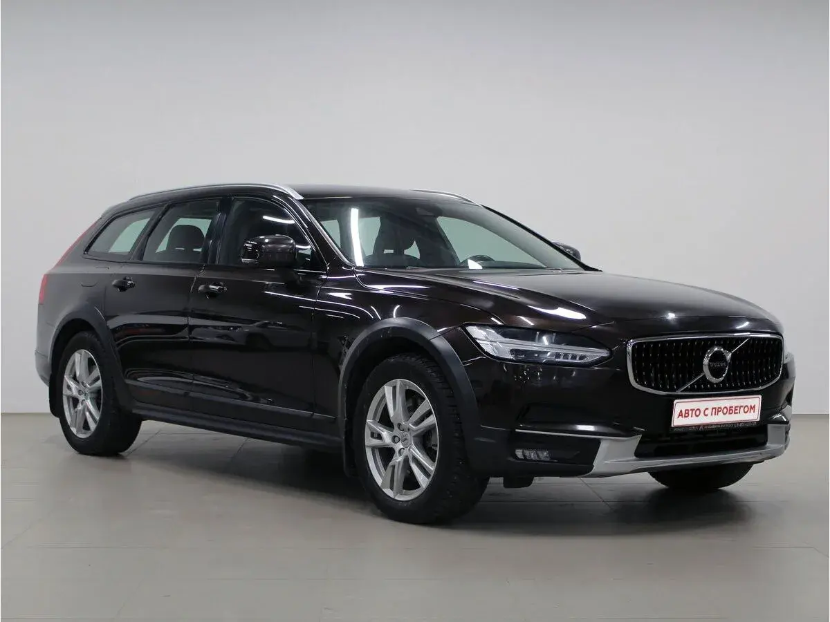 Volvo V90 Cross Country