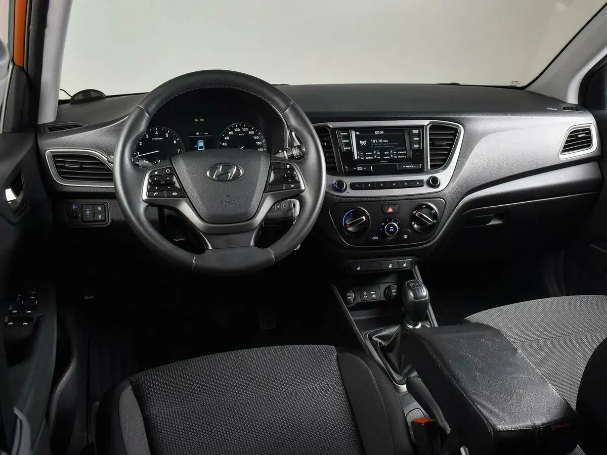 Hyundai Solaris