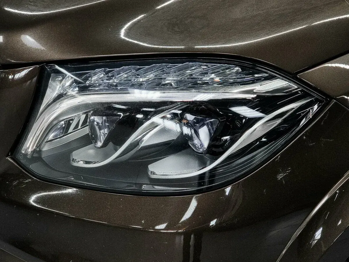 Mercedes benz GLS